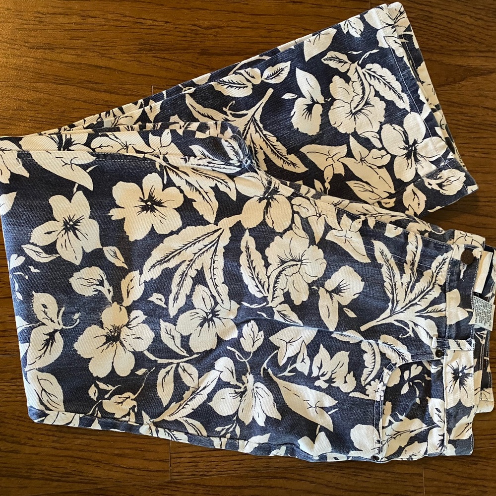 Bill Blass women’s pants/jeans